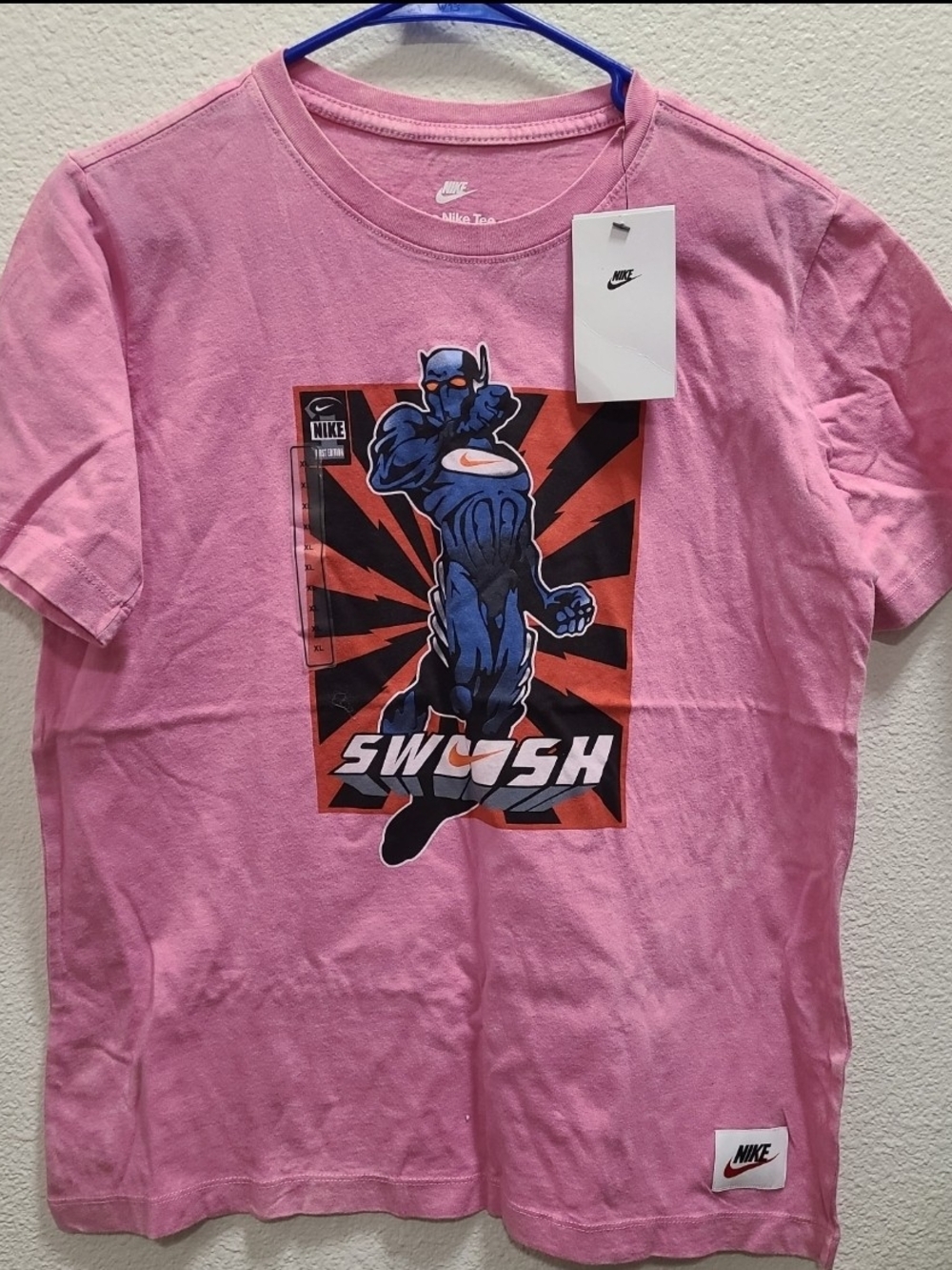Nike Pink Graphic 'Swoosh' Hero Short Sleeve Tee XL
